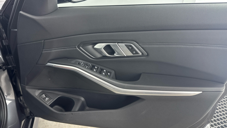 BMW 3 Series 320i M Sport 5dr Step Auto Petrol Estate